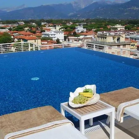 Hotel Bracciotti Lido di Camaiore