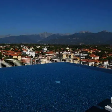 Bracciotti Lido di Camaiore