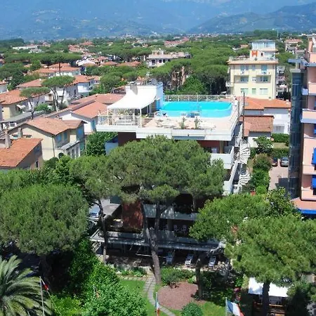 Bracciotti Hotell Lido di Camaiore