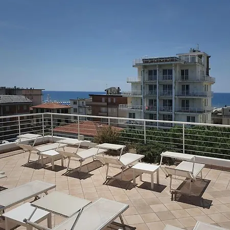 Bracciotti Hotel Lido di Camaiore