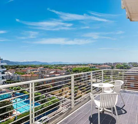 Bracciotti 3* Lido di Camaiore