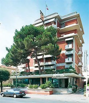 Bracciotti Hotel Lido di Camaiore